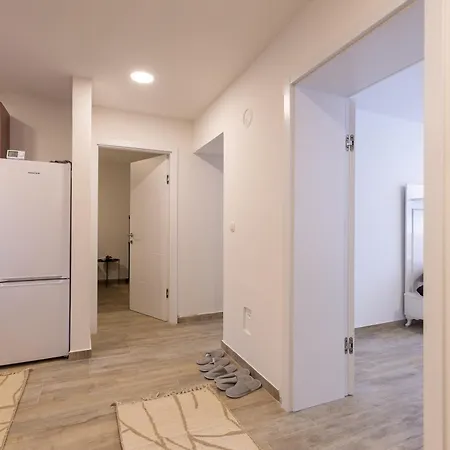 Cosmic Gate Apartment *