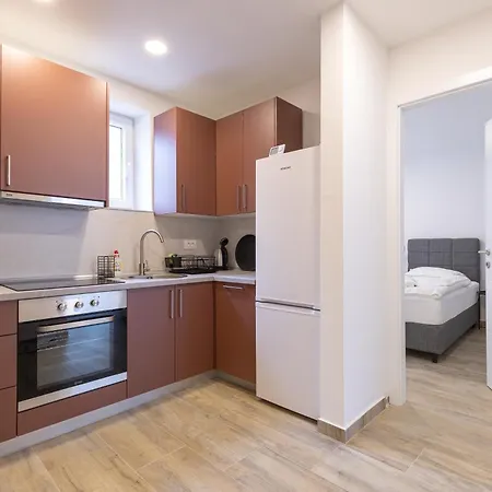 Cosmic Gate 아파트 *